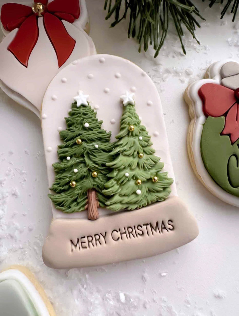 Tall Snow Globe Cookie Cutter – 2-piece set