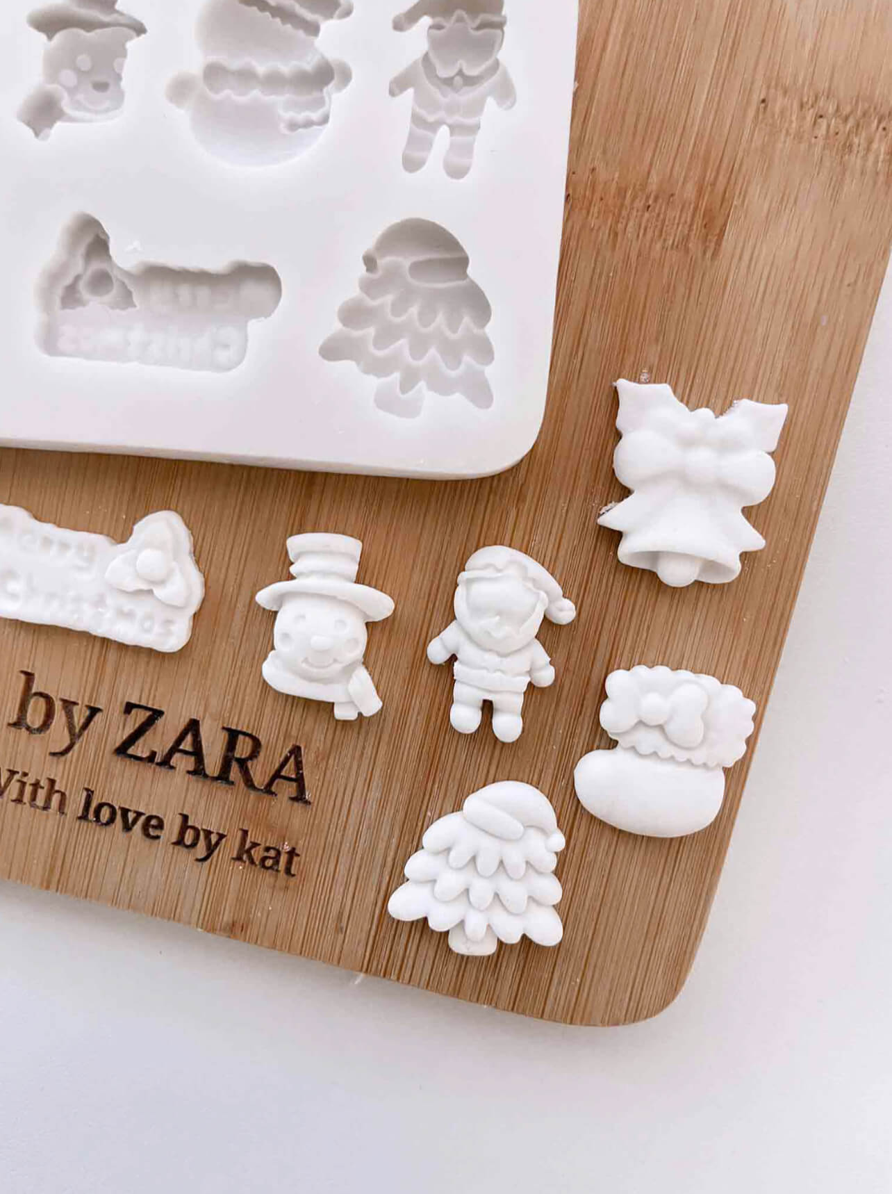Assorted 7 Christmas Theme Silicone Mould