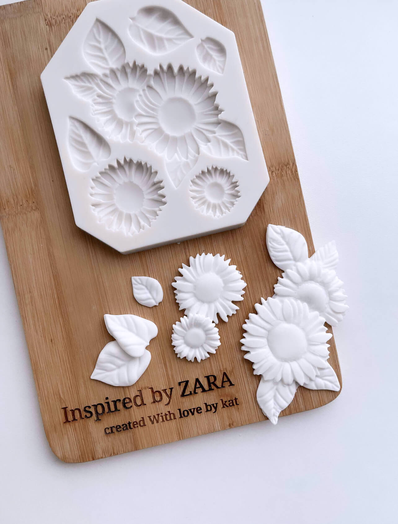 Assorted Sunflowers and Leaves Silicone Mould