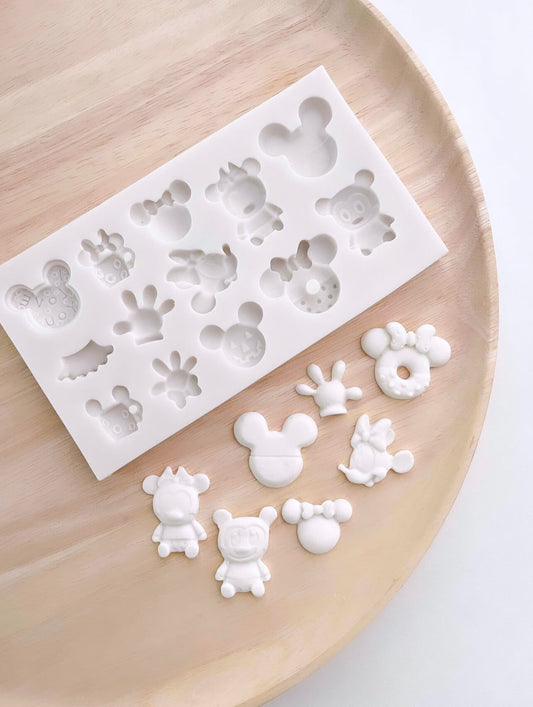 Assorted Minnie / Mickey Mouse Silicone Mould