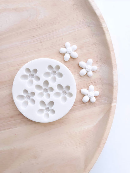 Groovy Daisies Silicone Mould